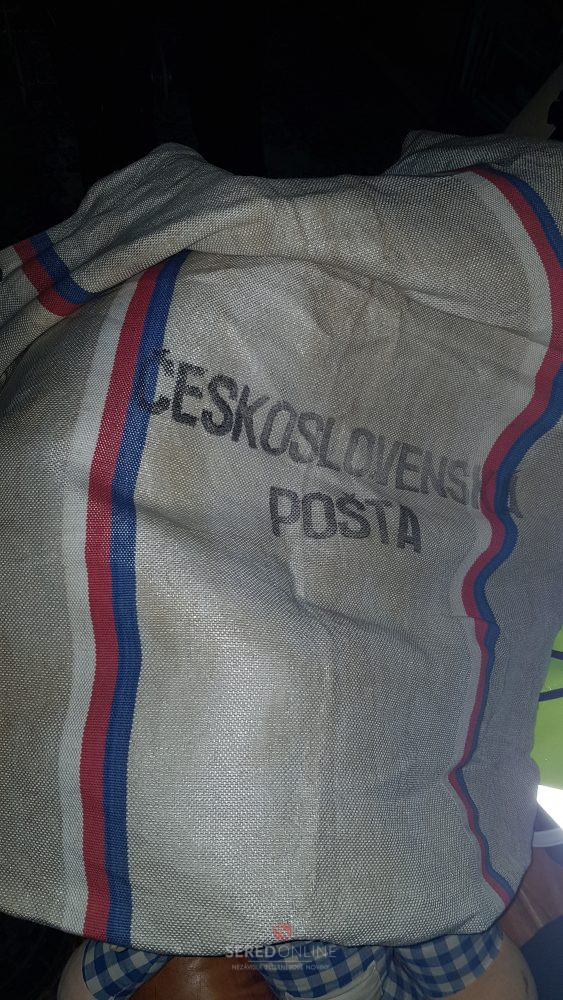 vrece_Ceskoslovenska posta_MUZEUM TOTALITY_Socializmus_Majko (1)